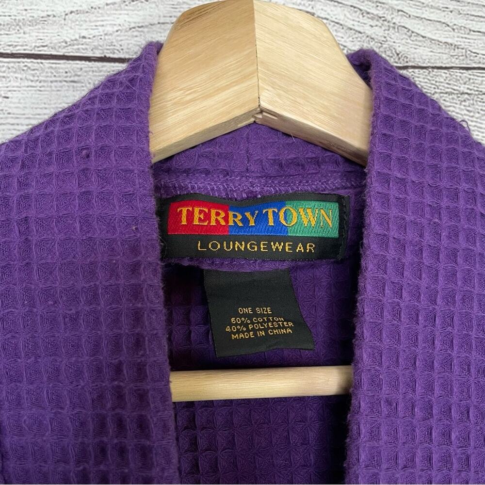Terrytown R Initial Embroidered Purple Waffle Knit Robe OS * - Picture 7 of 7